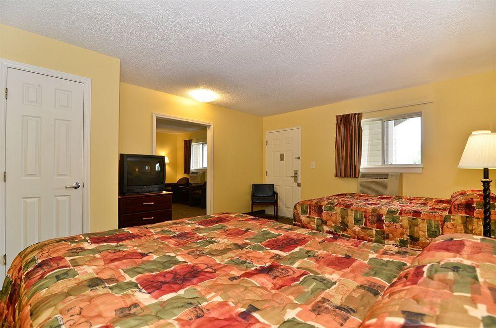 Suburban Studios Charlotte-Ballantyne Dış mekan fotoğraf