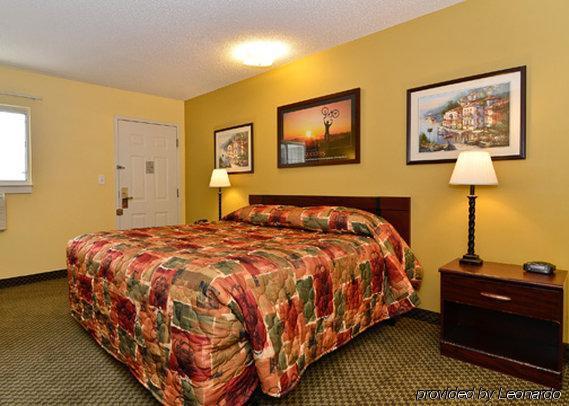 Suburban Studios Charlotte-Ballantyne Oda fotoğraf